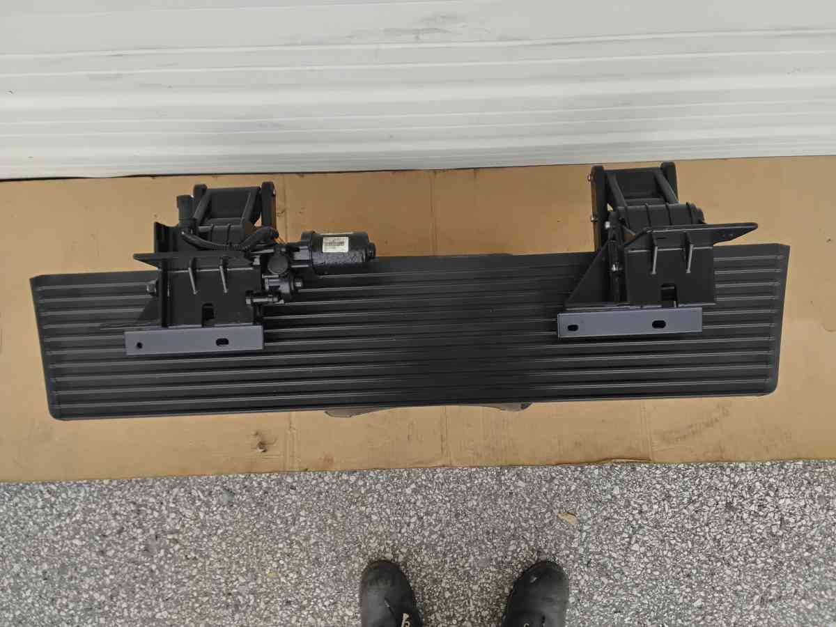 2015 to 2022 Ford Transit Passenger Running Board OEM - Williamstown, New Jersey - FleaMarketBay