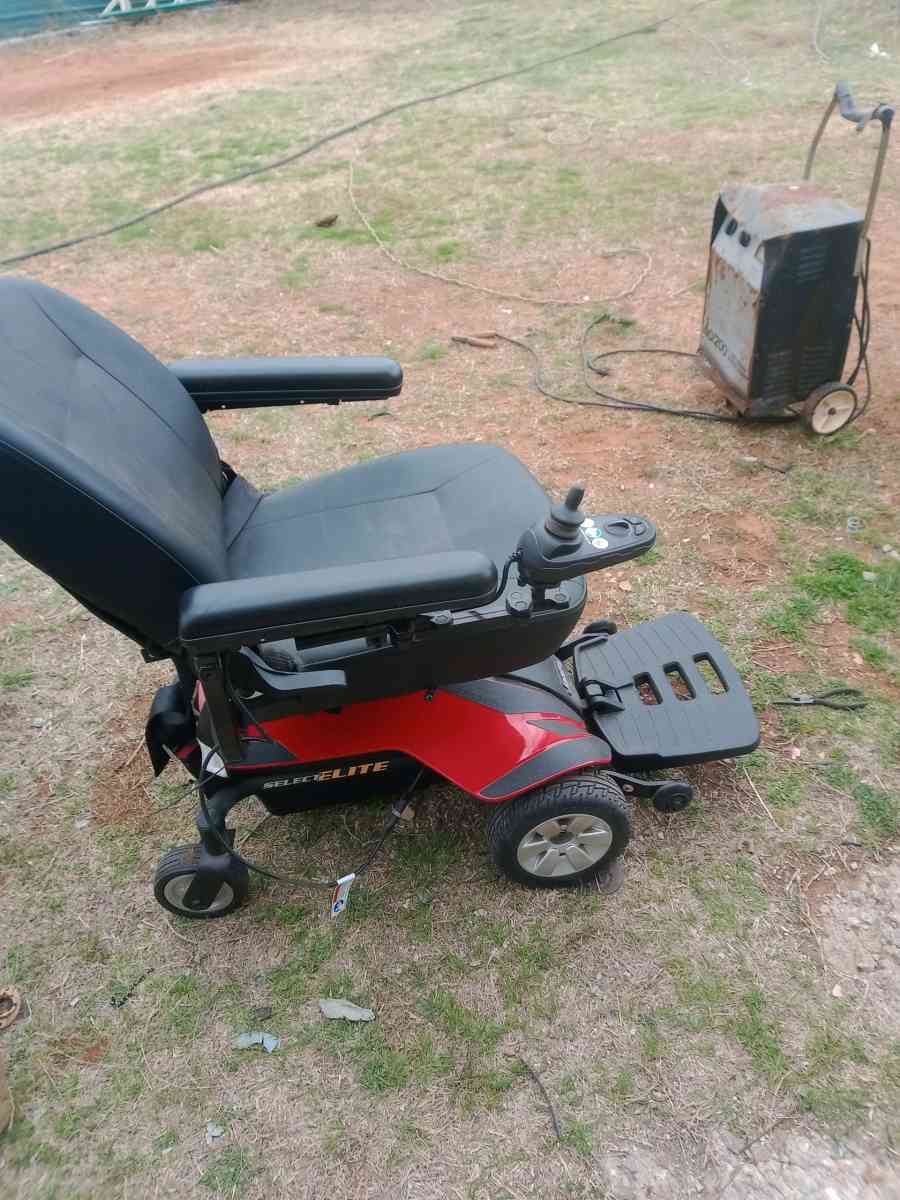 Jazzy Select Elite mobile scooter - Newcastle, Oklahoma - FleaMarketBay