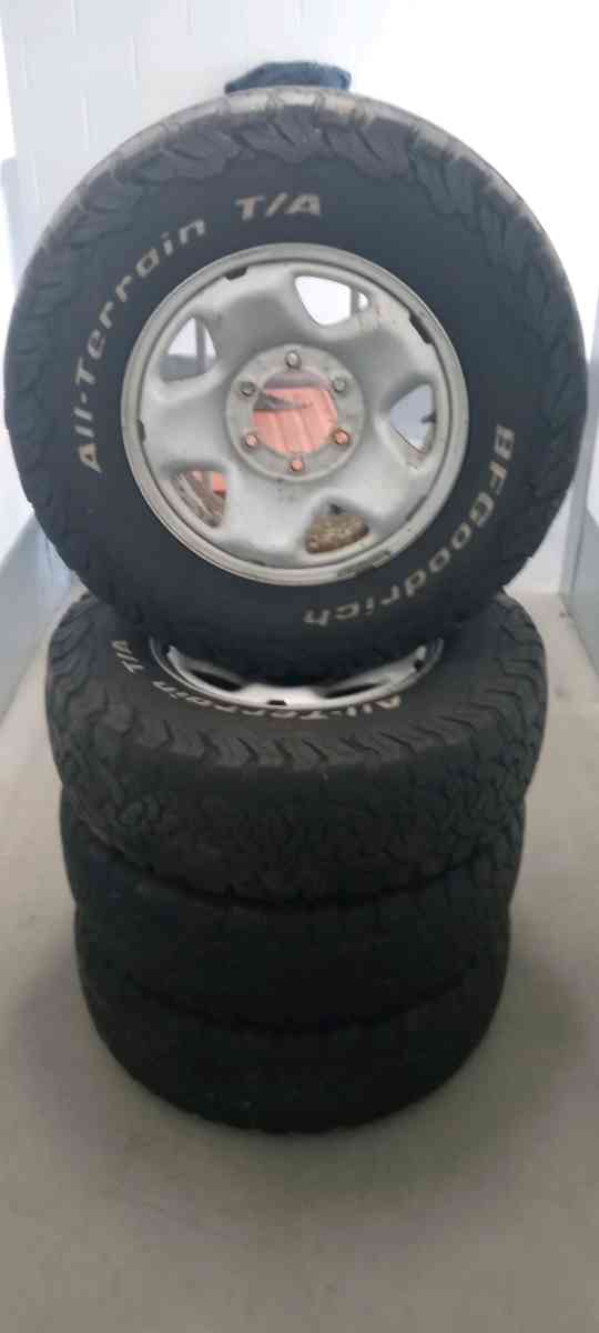 set of the 4 tires 24575R16 - Atherton, California