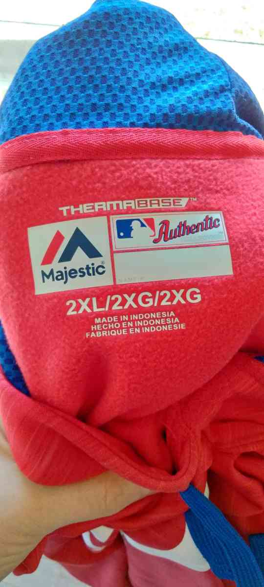 Philadelphia Phillies Red Hoodie - Norristown, Pennsylvania - FleaMarketBay