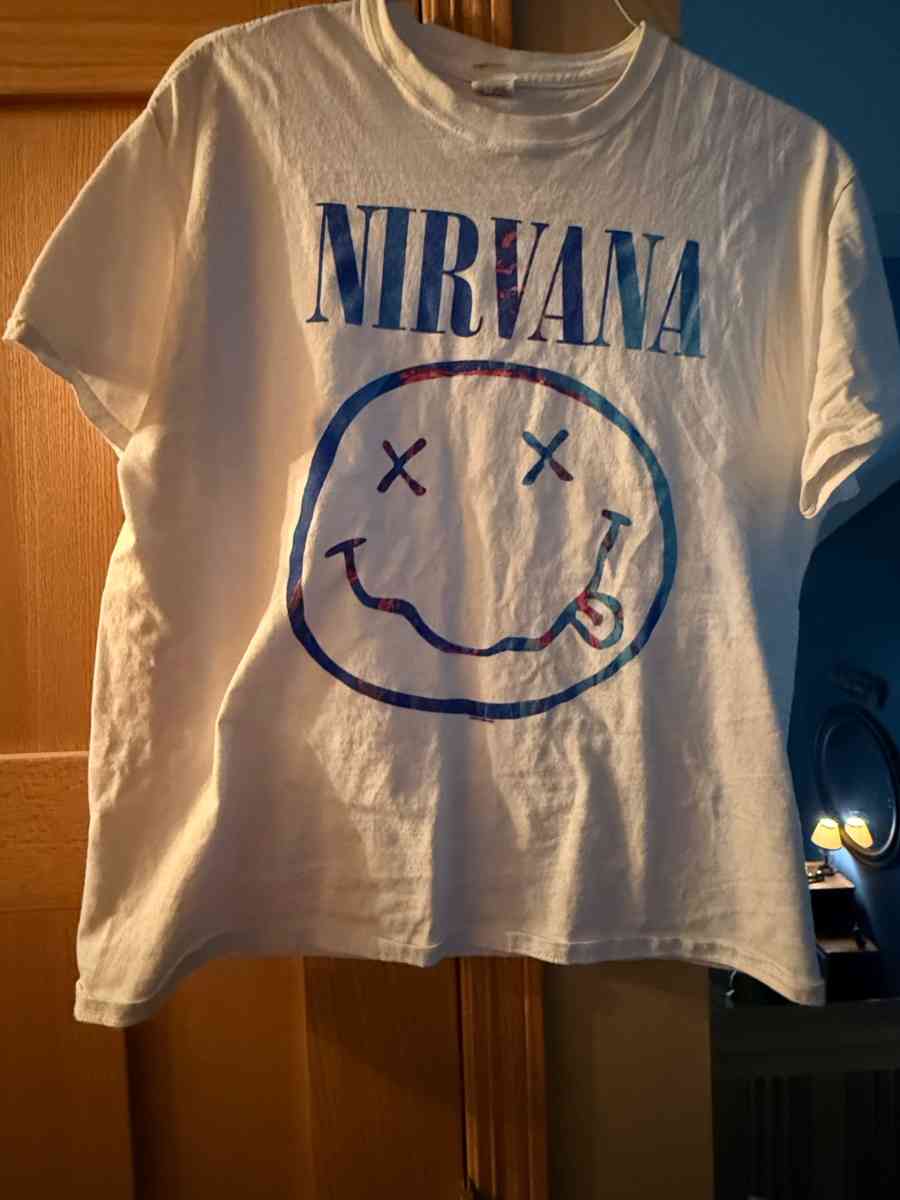 Nirvana blue smiley - Henning, Minnesota