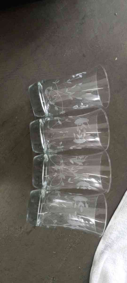 4 PH glass cups - Alhambra, California - FleaMarketBay