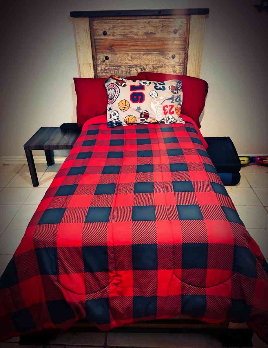 Rustic Solid Wood Twin Bed - Angleton, Texas