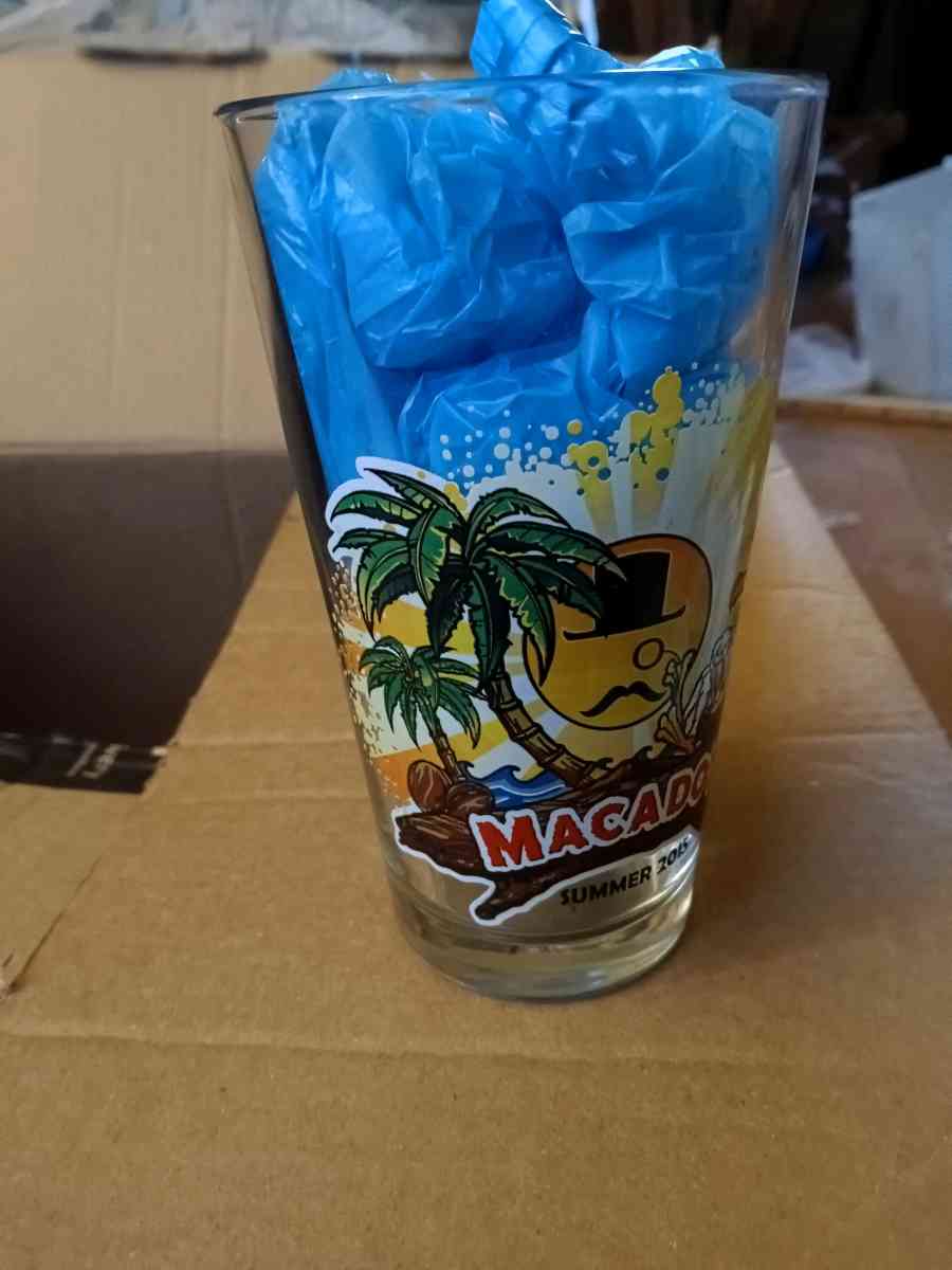 macados summertime glass - Roanoke, Virginia