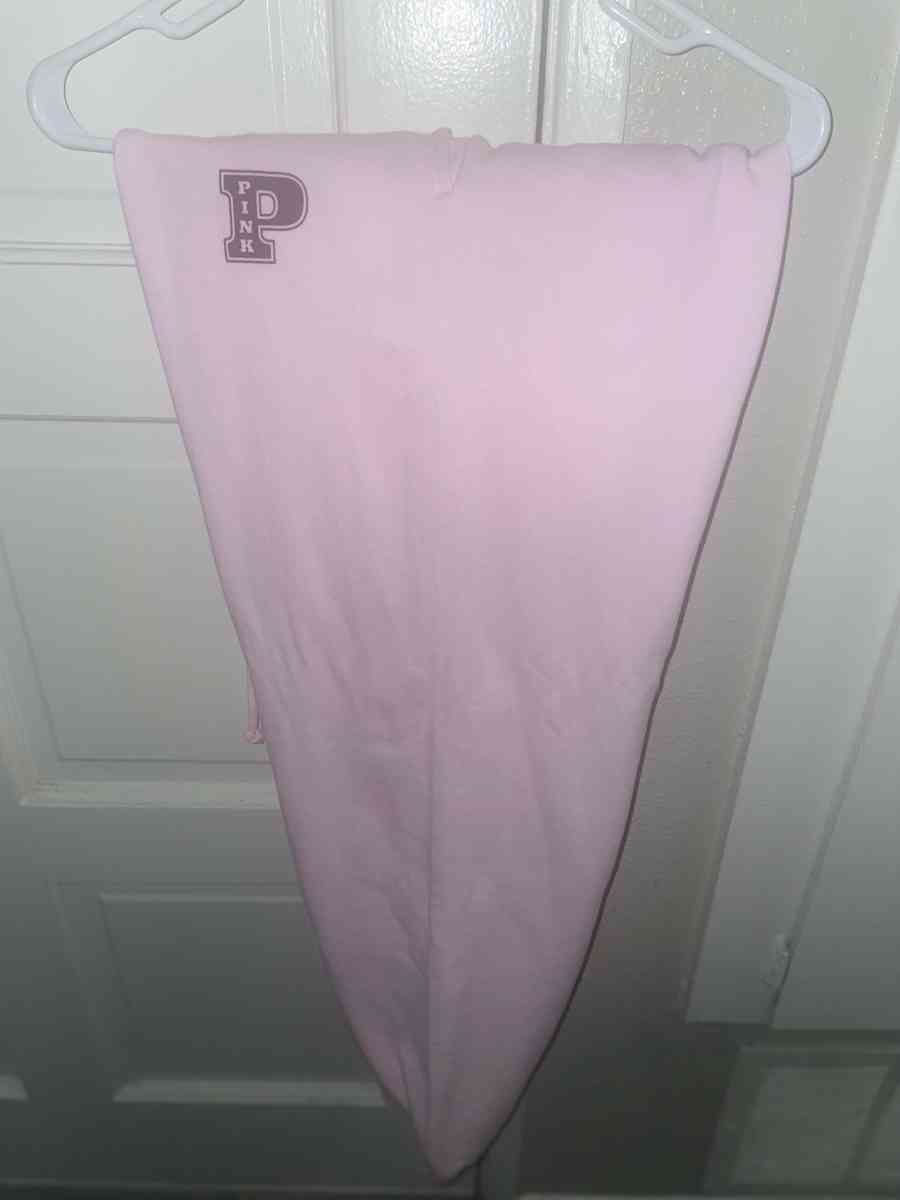 Pink sweatpants - Fountain Valley, California