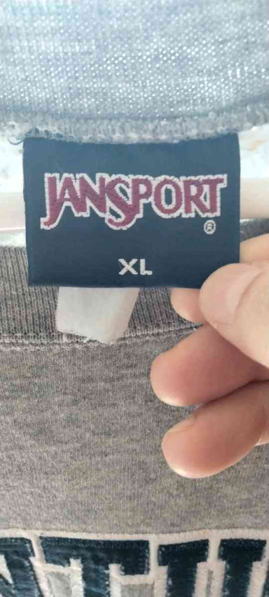 Kentucky Wildcats Sweatshirt - Norristown, Pennsylvania - FleaMarketBay