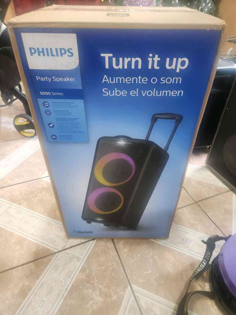 New Phillips party speaker 5000 seriea - Houston, Texas