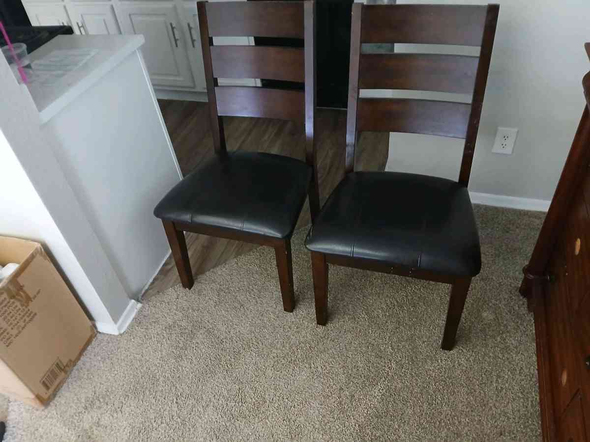 2 Dining Chairs - Fort Worth, Texas - FleaMarketBay