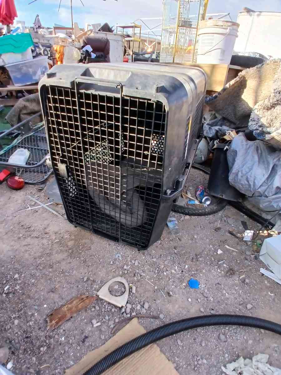 Xtra large dog kennel - Henderson, Nevada