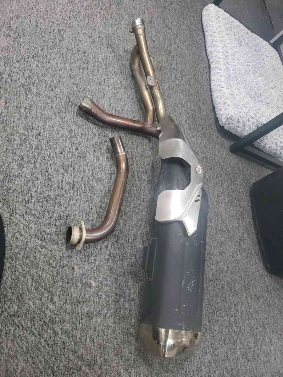Exhaust System for Suzuki DL650 - Oak Grove, Missouri - FleaMarketBay
