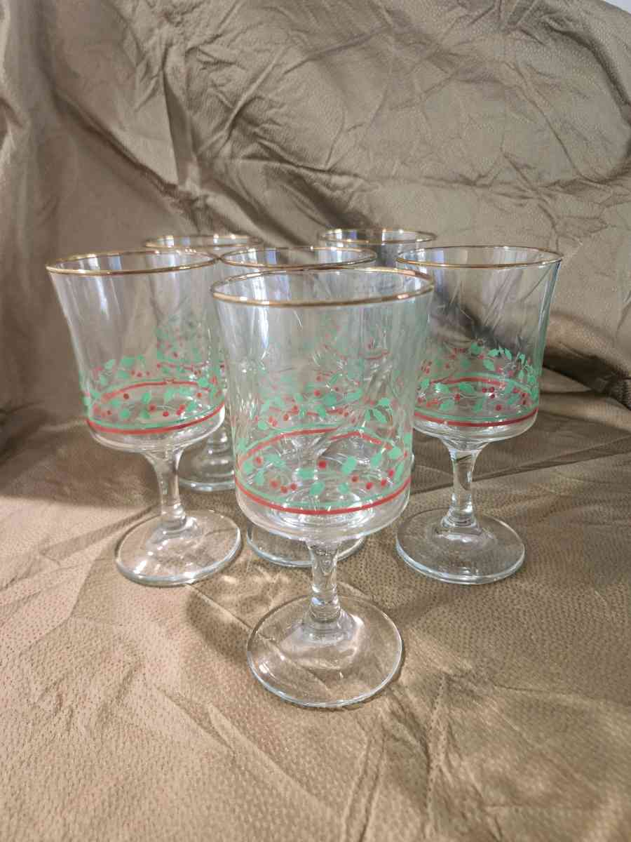 set of 6 vintage Arbys Chritmas glasses - Knoxville, Tennessee