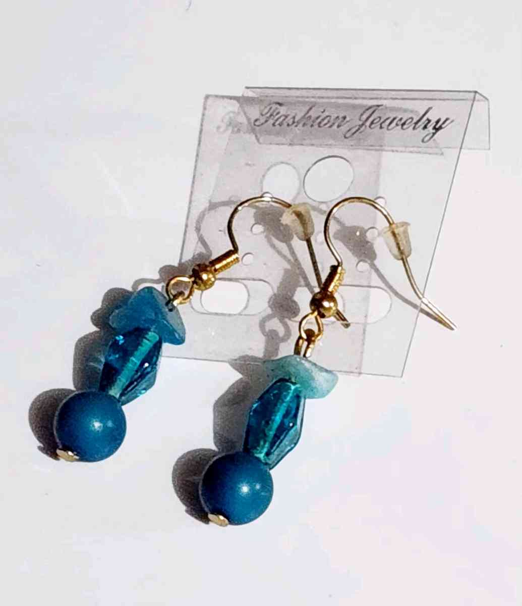 handmade glass beaded earrings - Imlay, Nevada