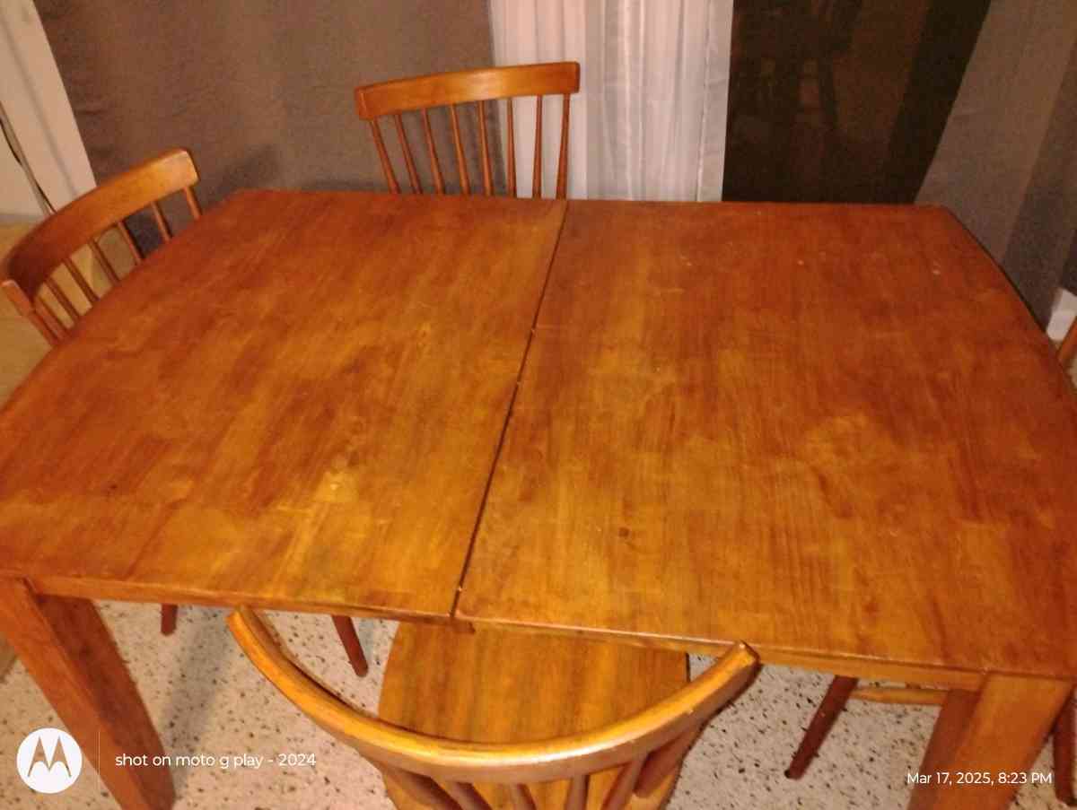 dining room table for chairs - Spring Hill, Florida - FleaMarketBay