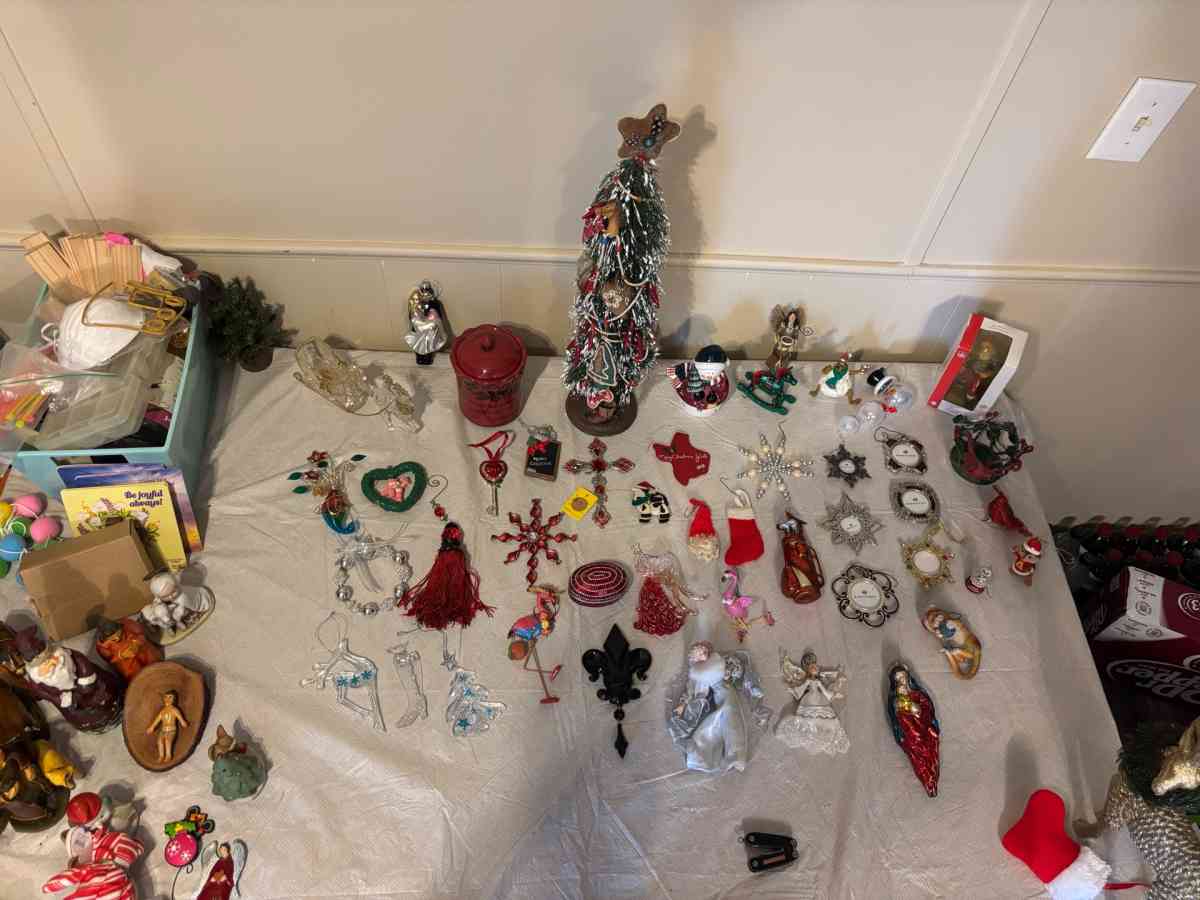 Christmas tree ornaments - Cameron, Texas