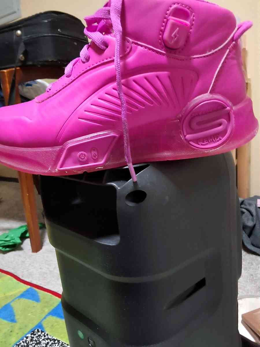 Barbie pink Sketchers Size 3 - Seattle, Washington - FleaMarketBay