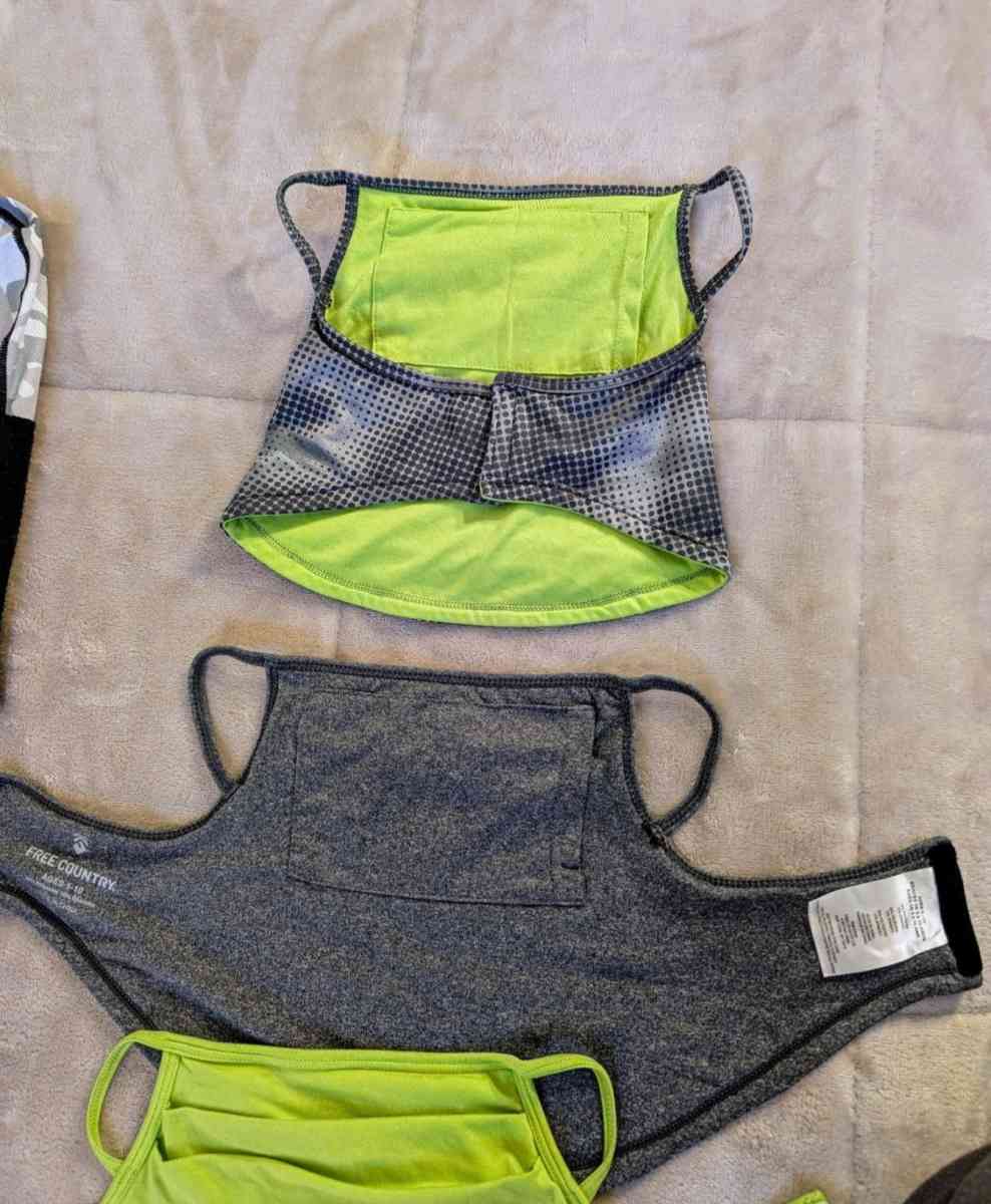 Free Country Youth Winter Bundle Face masks  gloves - Ashtabula, Ohio - FleaMarketBay