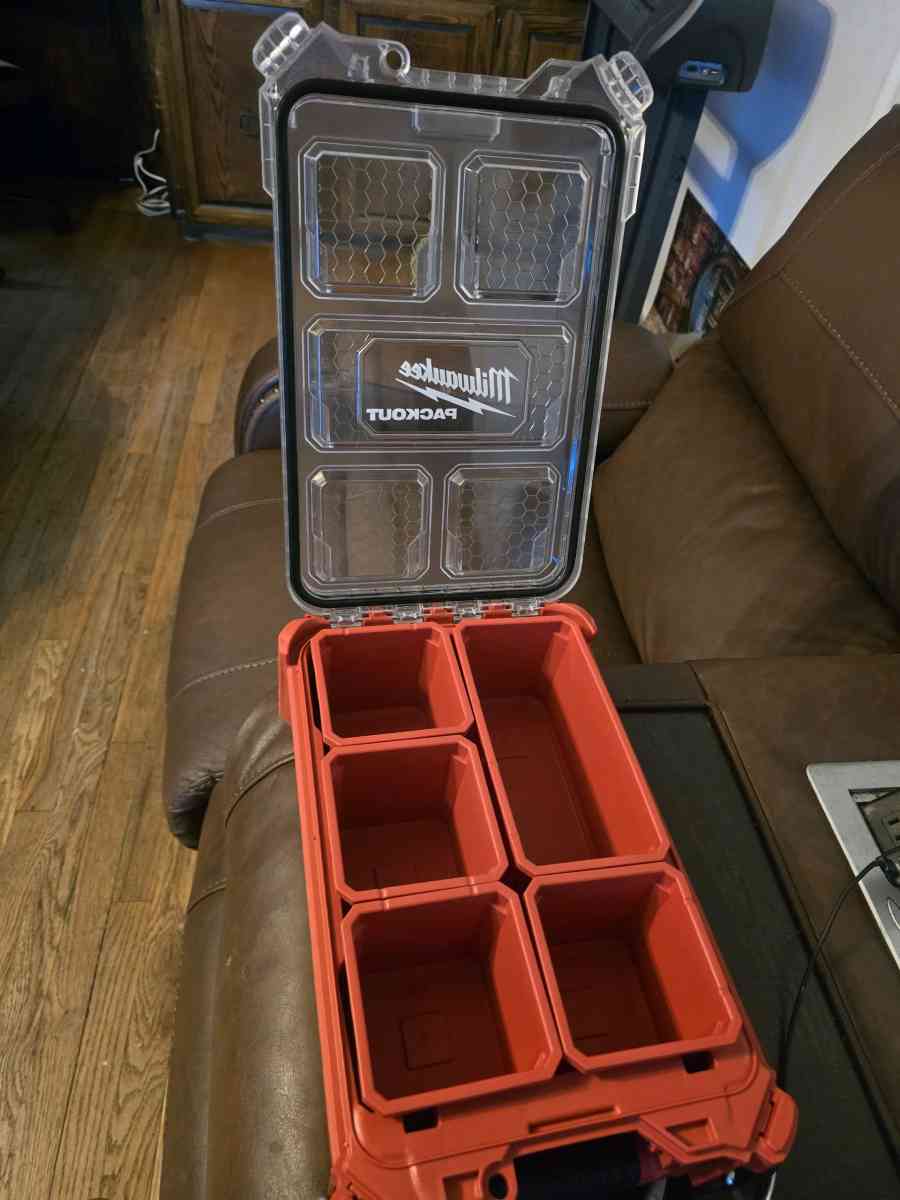 tool box - Bryan, Texas - FleaMarketBay