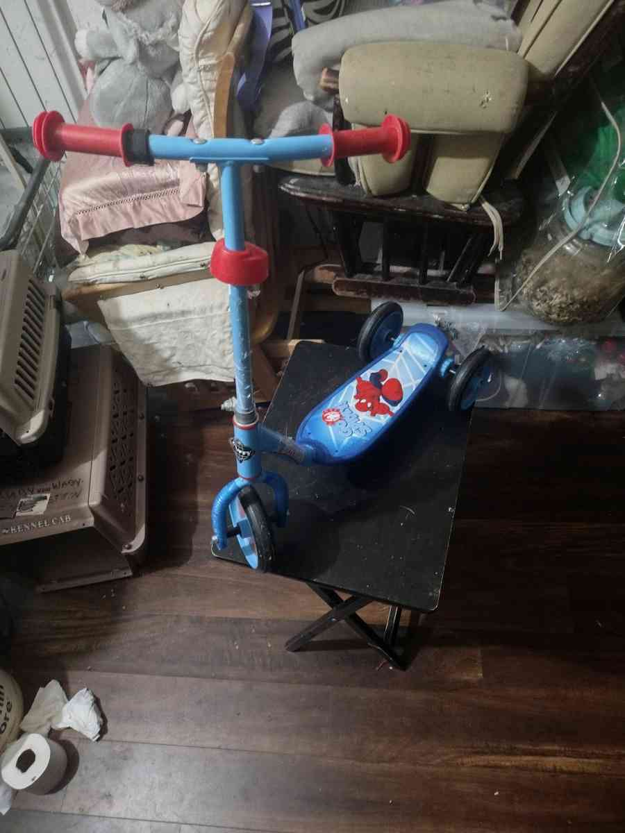 scooter toy - Essex, California - FleaMarketBay