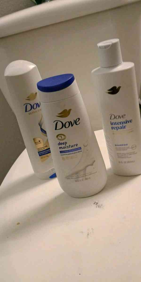 dove shampoo and conditioner and body wash - Washoe Valley, Nevada