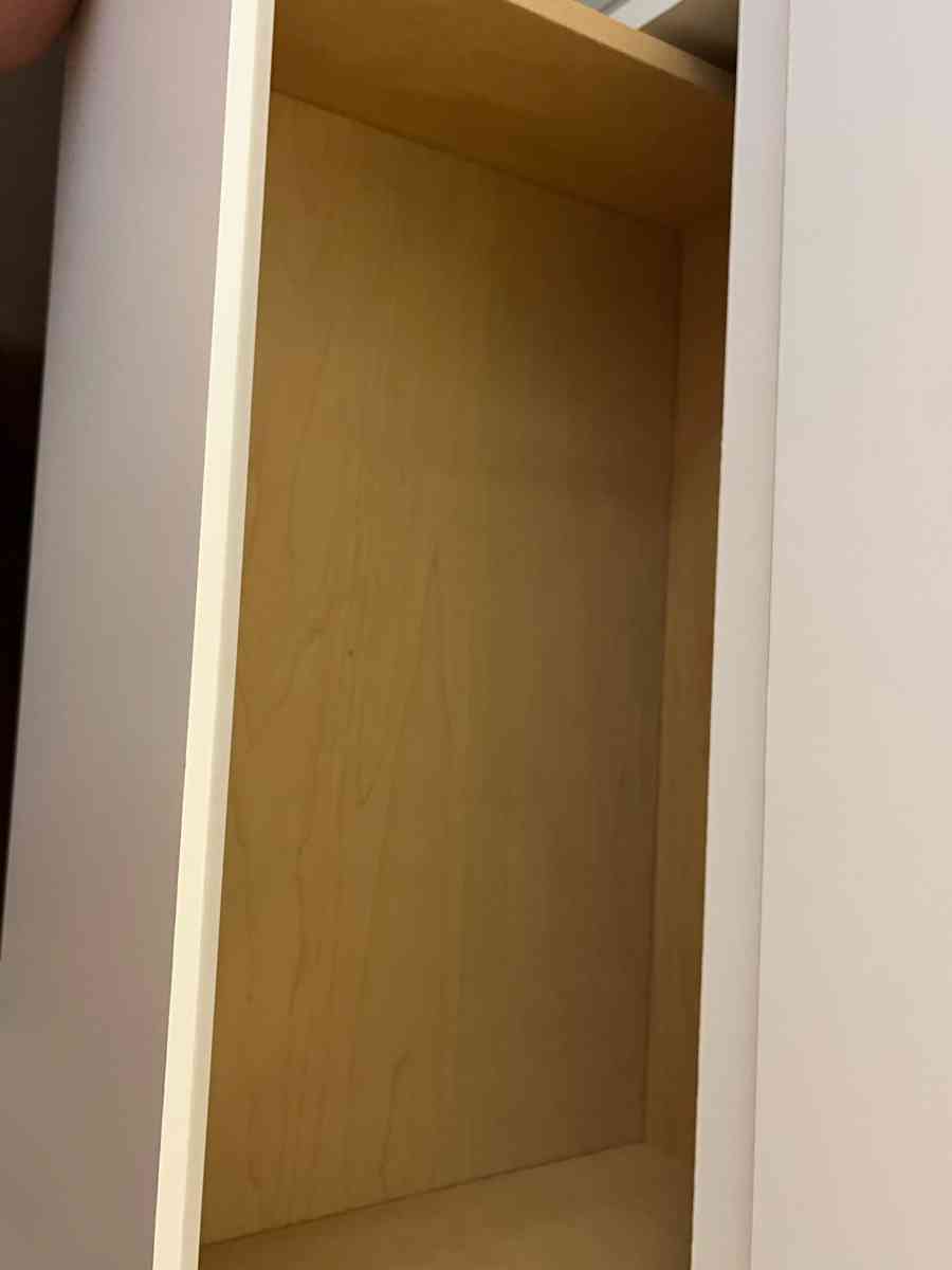 nightstand - Pompano Beach, Florida - FleaMarketBay