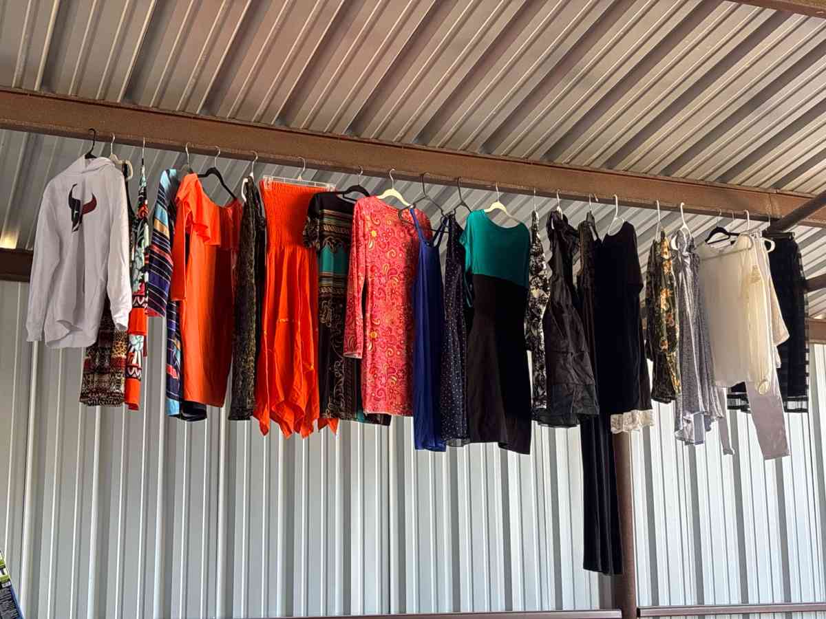 we have every size up to 2xl - Cameron, Texas - FleaMarketBay