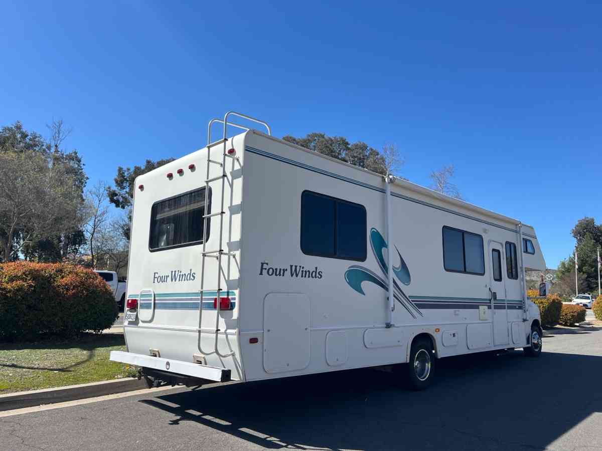 1999 four wins  Low mileage - San Diego, California - FleaMarketBay