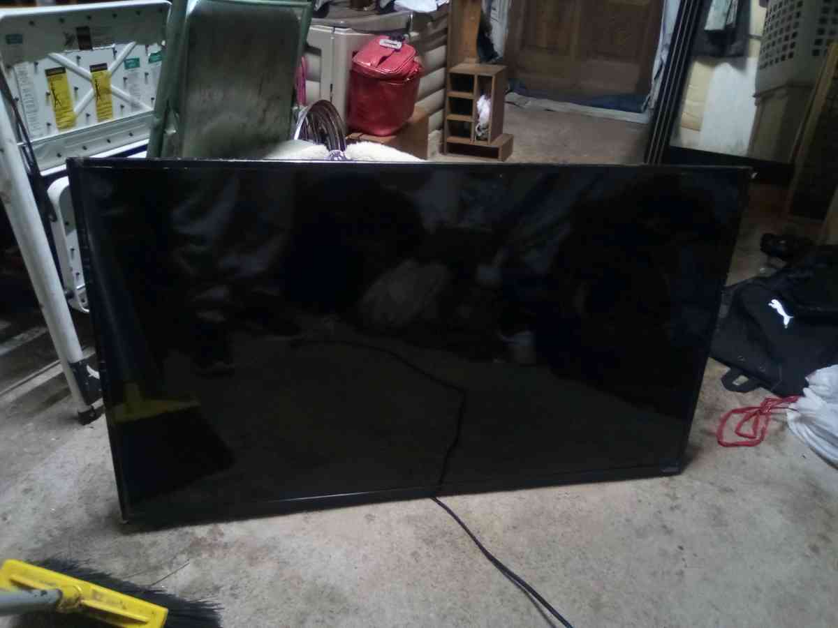 43inch Vizio Smart tv - Oklahoma City, Oklahoma - FleaMarketBay