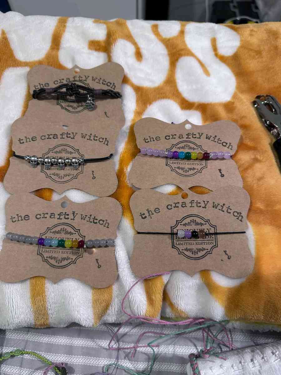 bracelets - Northfield, Minnesota - FleaMarketBay