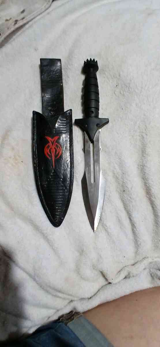 Collectable United Cutlery Phoenix Star Trek Klingon Dagger - Lexington, North Carolina - FleaMarketBay