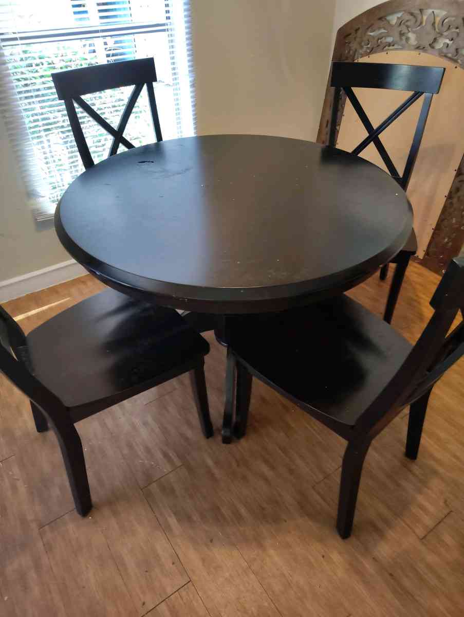 couches - Houston, Texas - FleaMarketBay