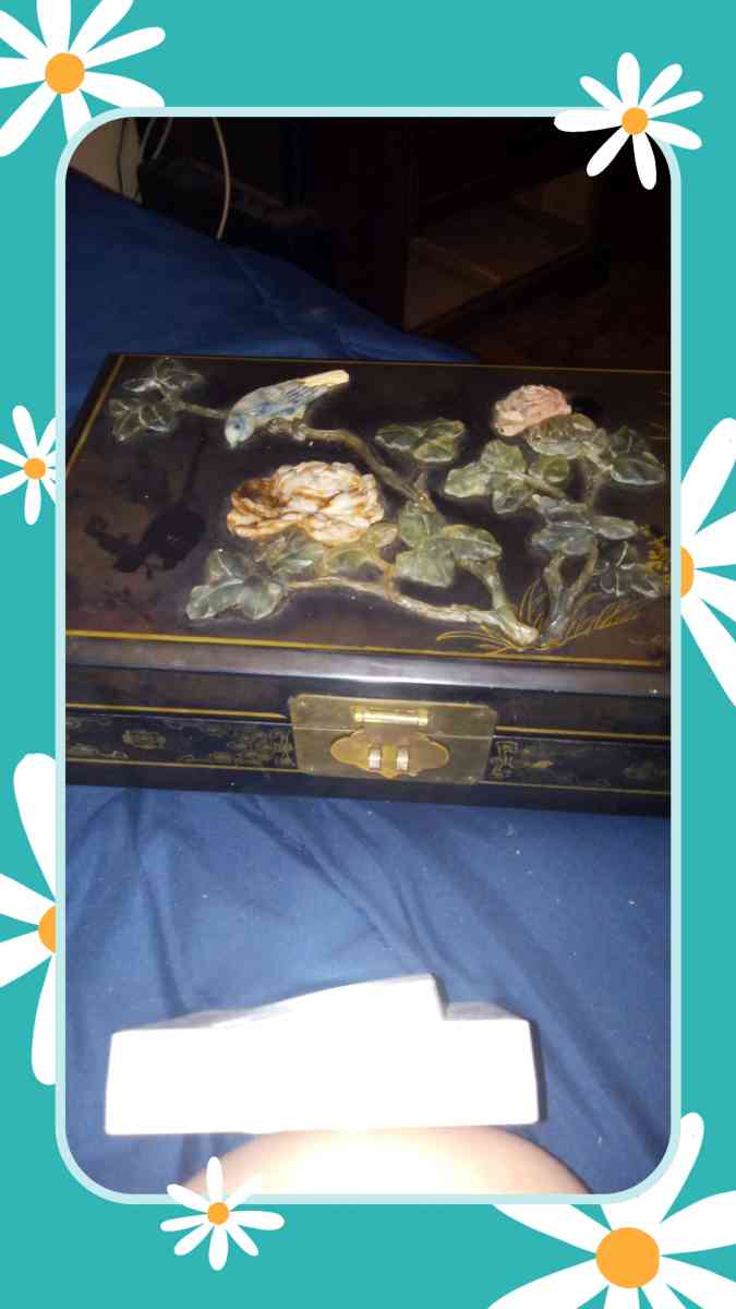 Antique Chinese hand crafted jewelry box - Springfield, Illinois