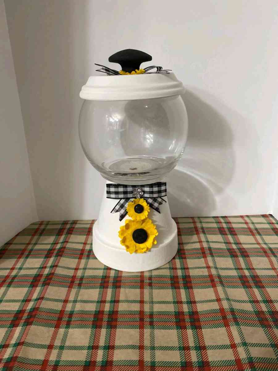 Homemade terracotta what not jars - Riverview, Florida - FleaMarketBay