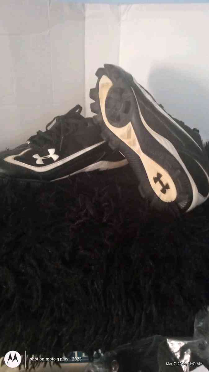 Baseball softball cletes - Ranson, West Virginia - FleaMarketBay