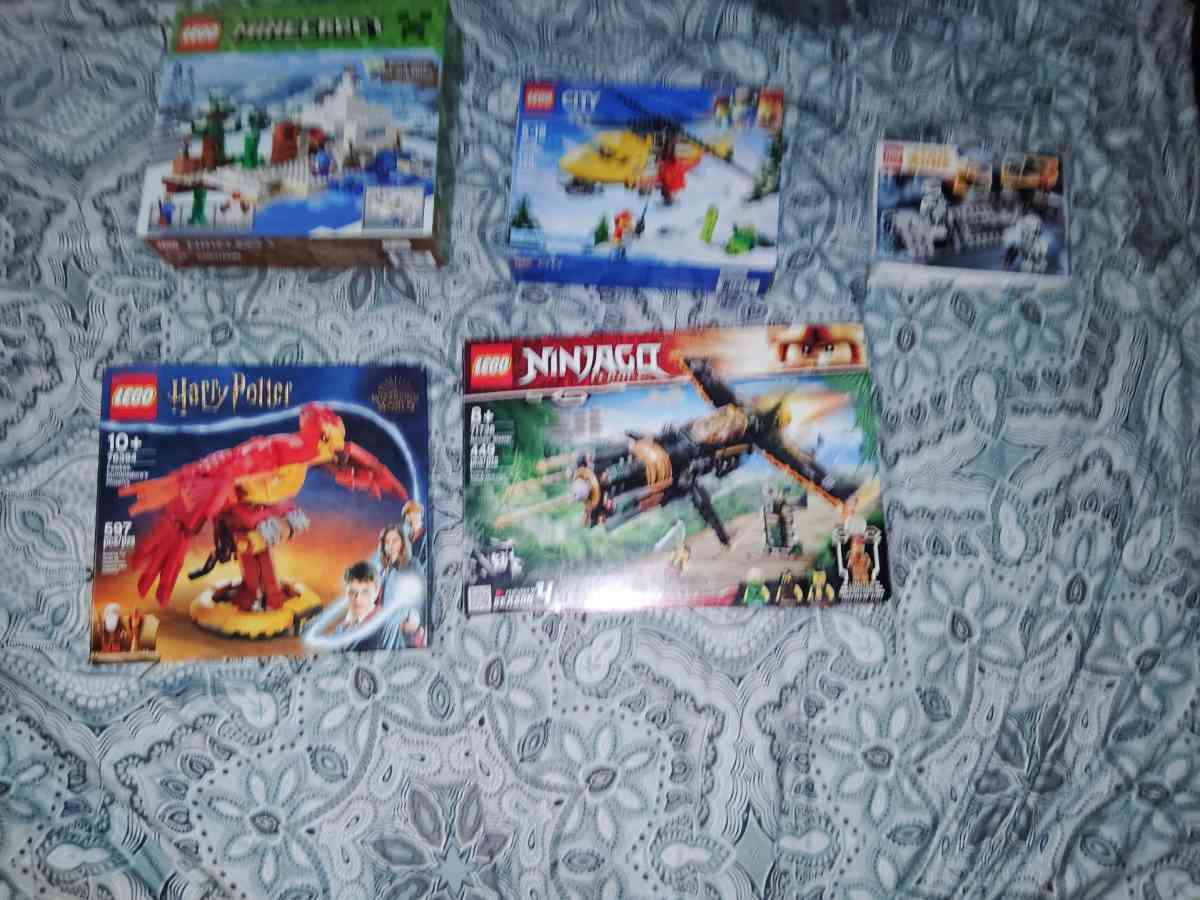 Lego set bundle all retired Lego sets - Franklin, Indiana - FleaMarketBay