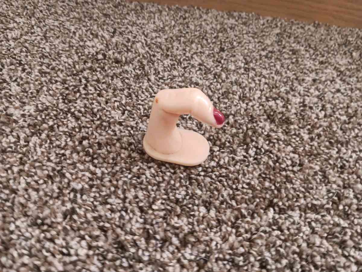 Finger hook adhesive - Clinton, Missouri - FleaMarketBay