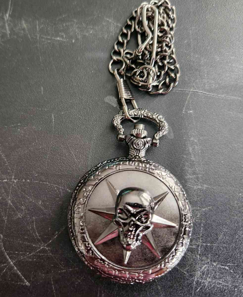 Mens Theme Pocketwatches - Monroe, North Carolina - FleaMarketBay