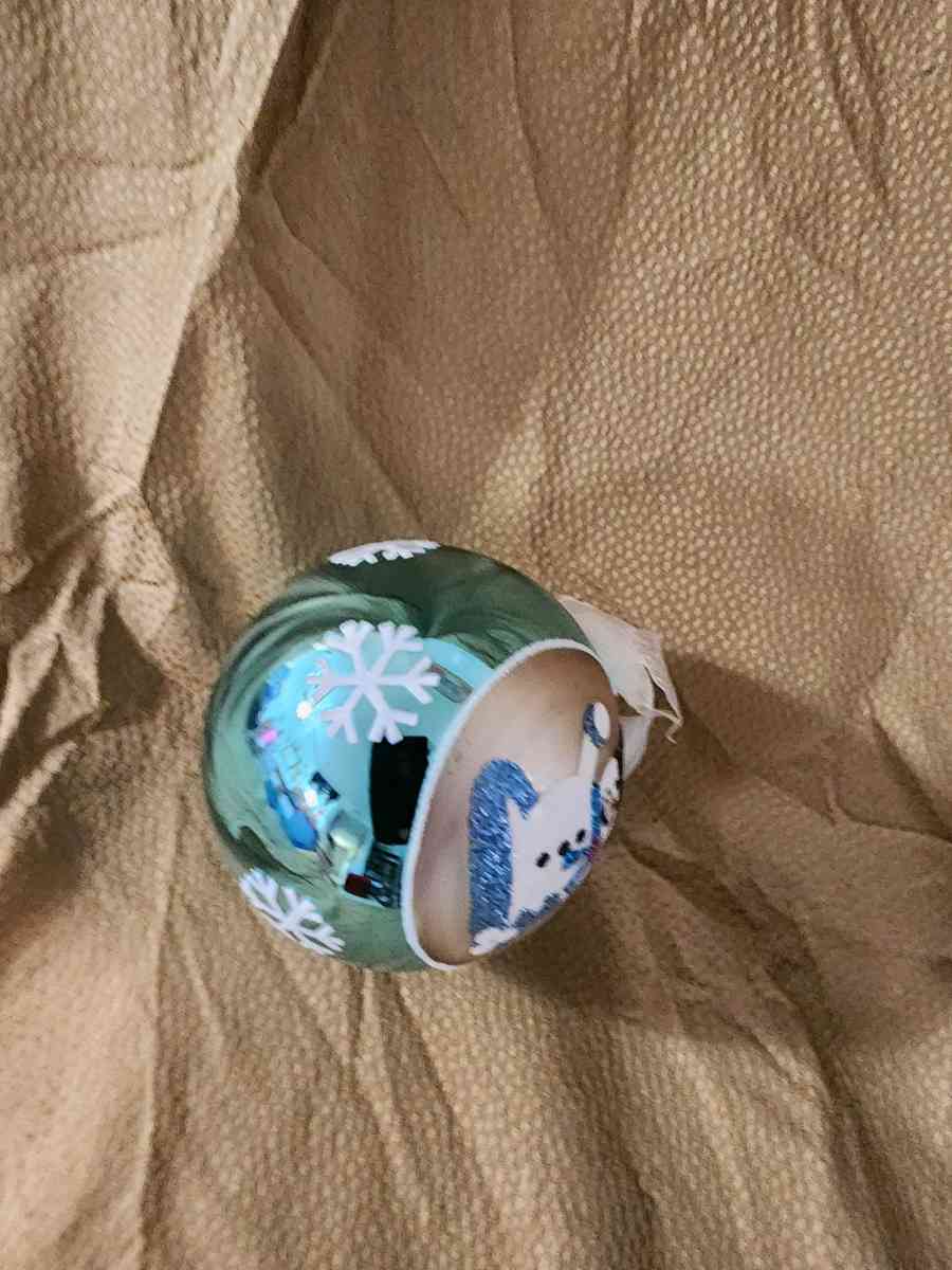 Snowman glass ornament - Knoxville, Tennessee - FleaMarketBay