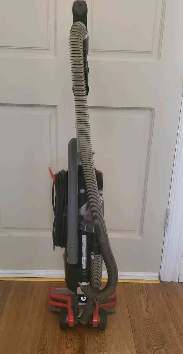 Dirt Devil  Razor Canister Vacuum  Multi Surface  Pets - Plano, Texas - FleaMarketBay