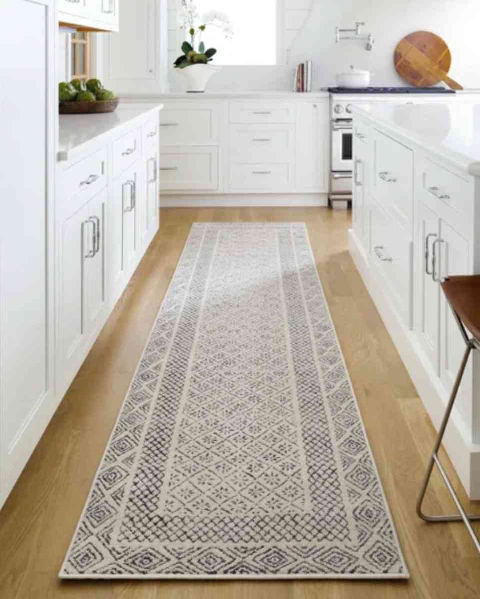 Boho Long Runner Rug - Tempe, Arizona - FleaMarketBay