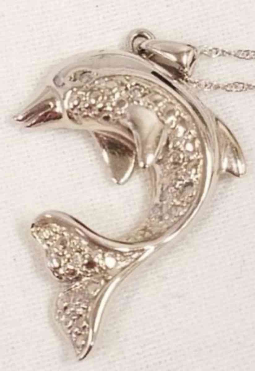 10K White Gold Diamond Dolphin Necklace - Phelan, California - FleaMarketBay