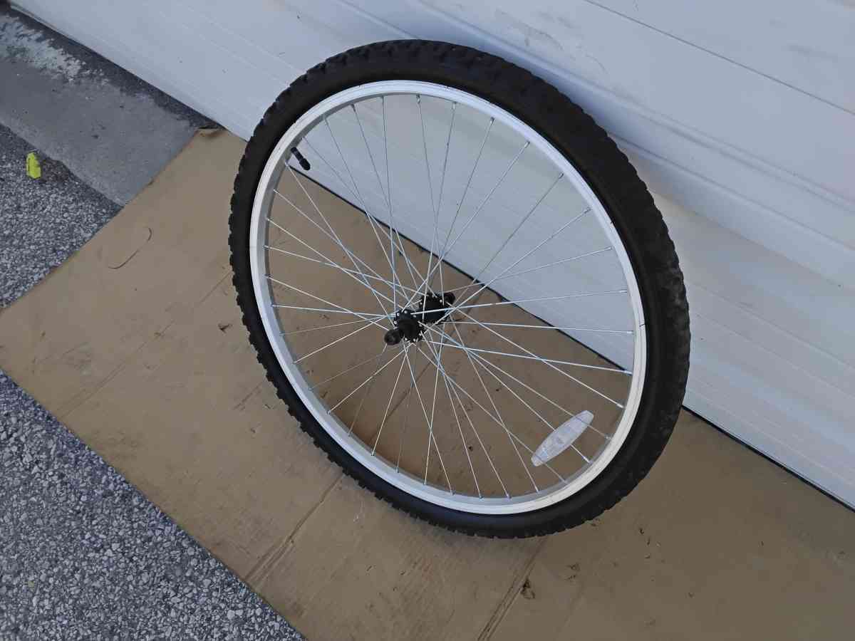 Nice Huffty Bicycle Front Wheel and Tire 26 X 195 Like New - Williamstown, New Jersey - FleaMarketBay