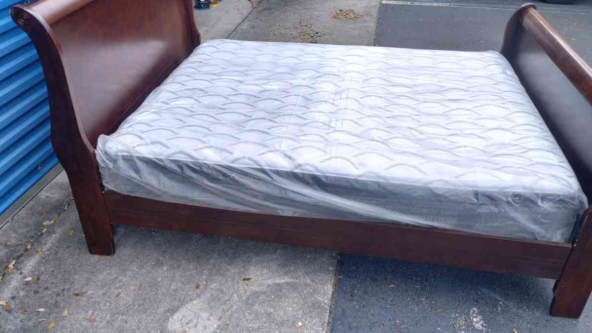 Queen Size Sleigh Bed and Pillow top Mattress - Tampa, Florida - FleaMarketBay