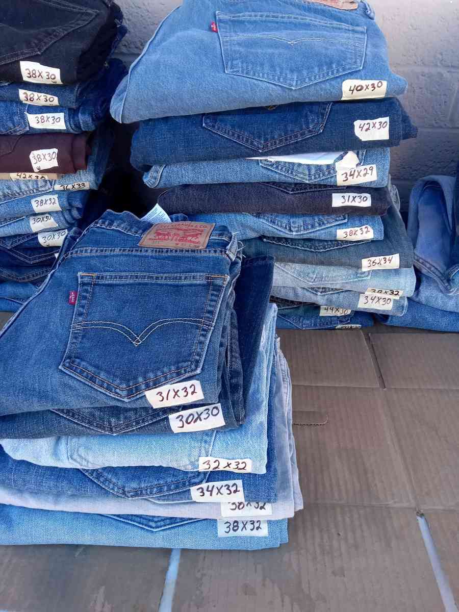 levis para el trabajo diferentes medidas - Maricopa, Arizona - FleaMarketBay