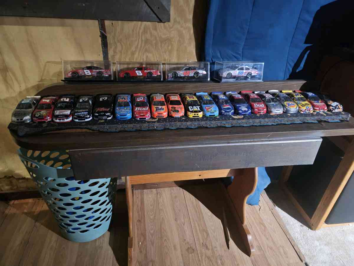 lot of collectable Diecast - Bangor, Maine