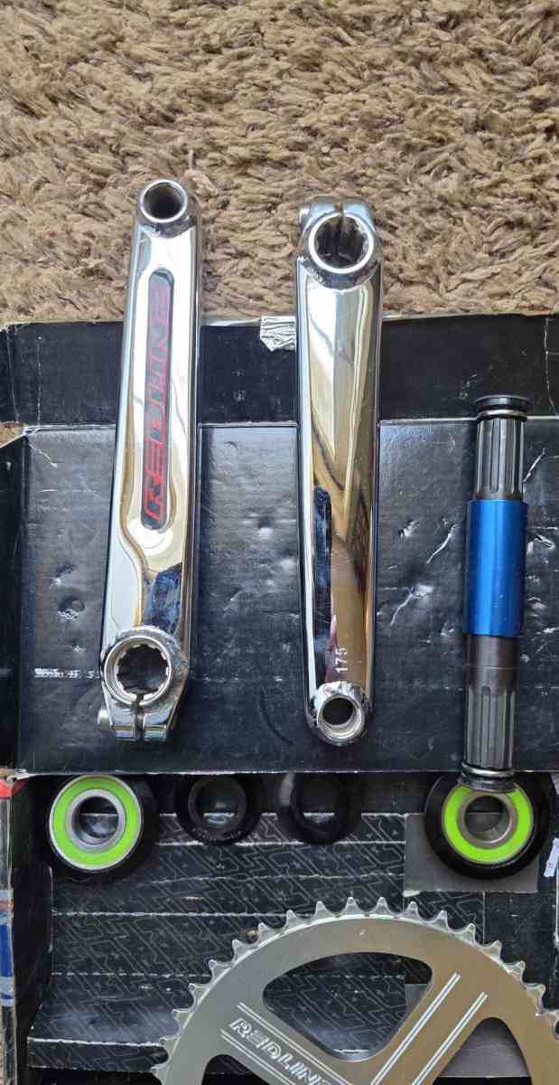 redline complete bmx crank 175 single pinch bolt arms - Louisville, Kentucky - FleaMarketBay