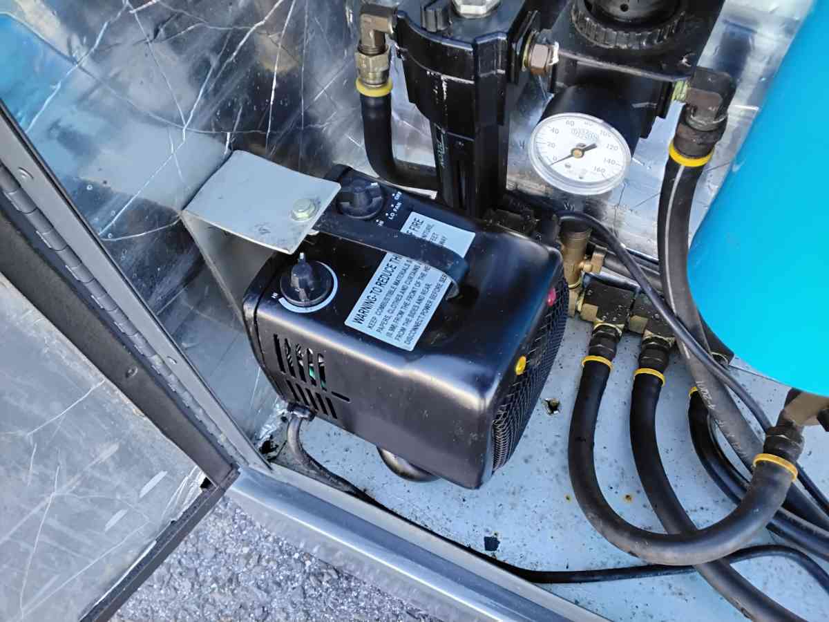 Hankison Truck Mount High Pressure Graffiti Removal Machine - Williamstown, New Jersey - FleaMarketBay