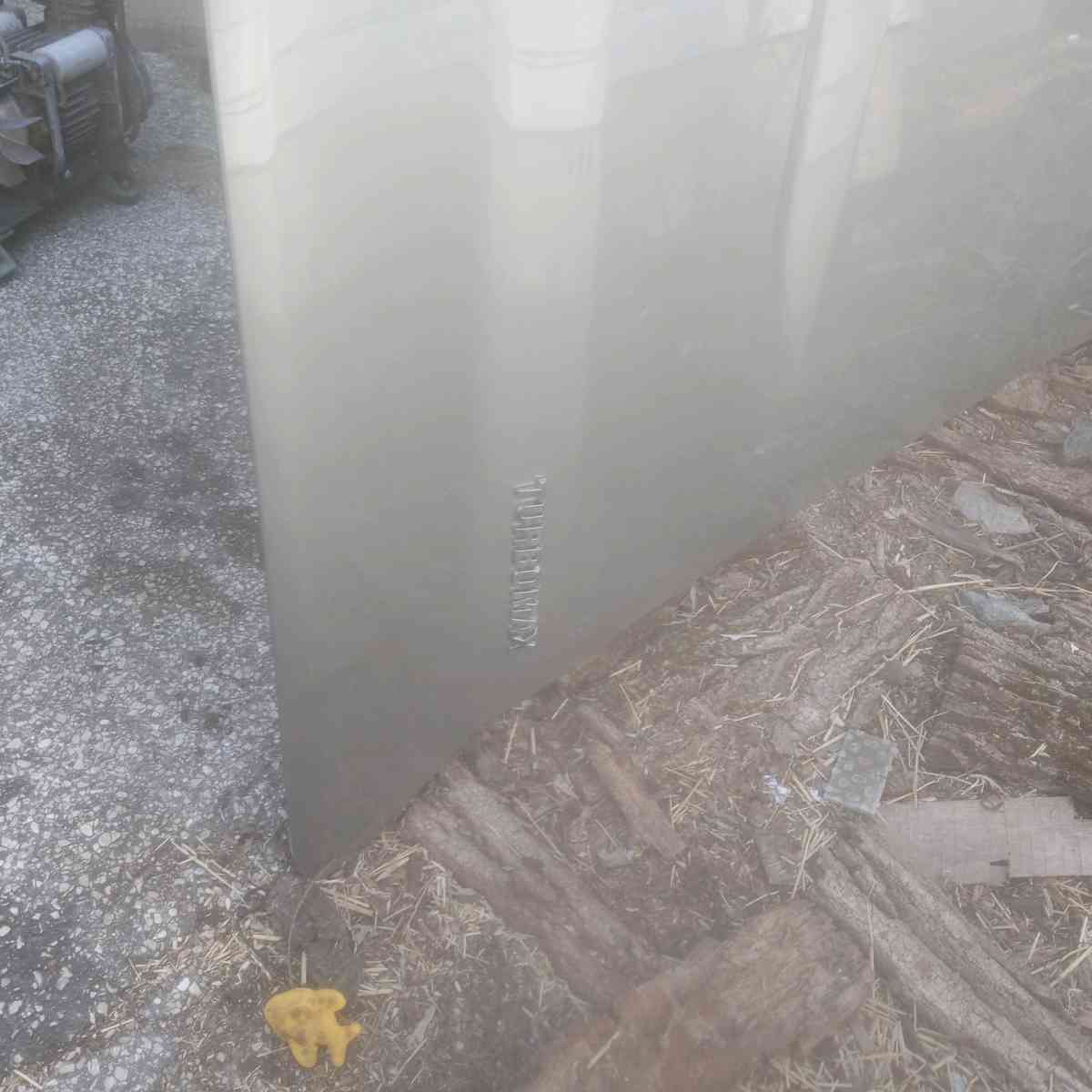 2024 Chevy turbo Max Hood one small dent - Saginaw, Michigan - FleaMarketBay