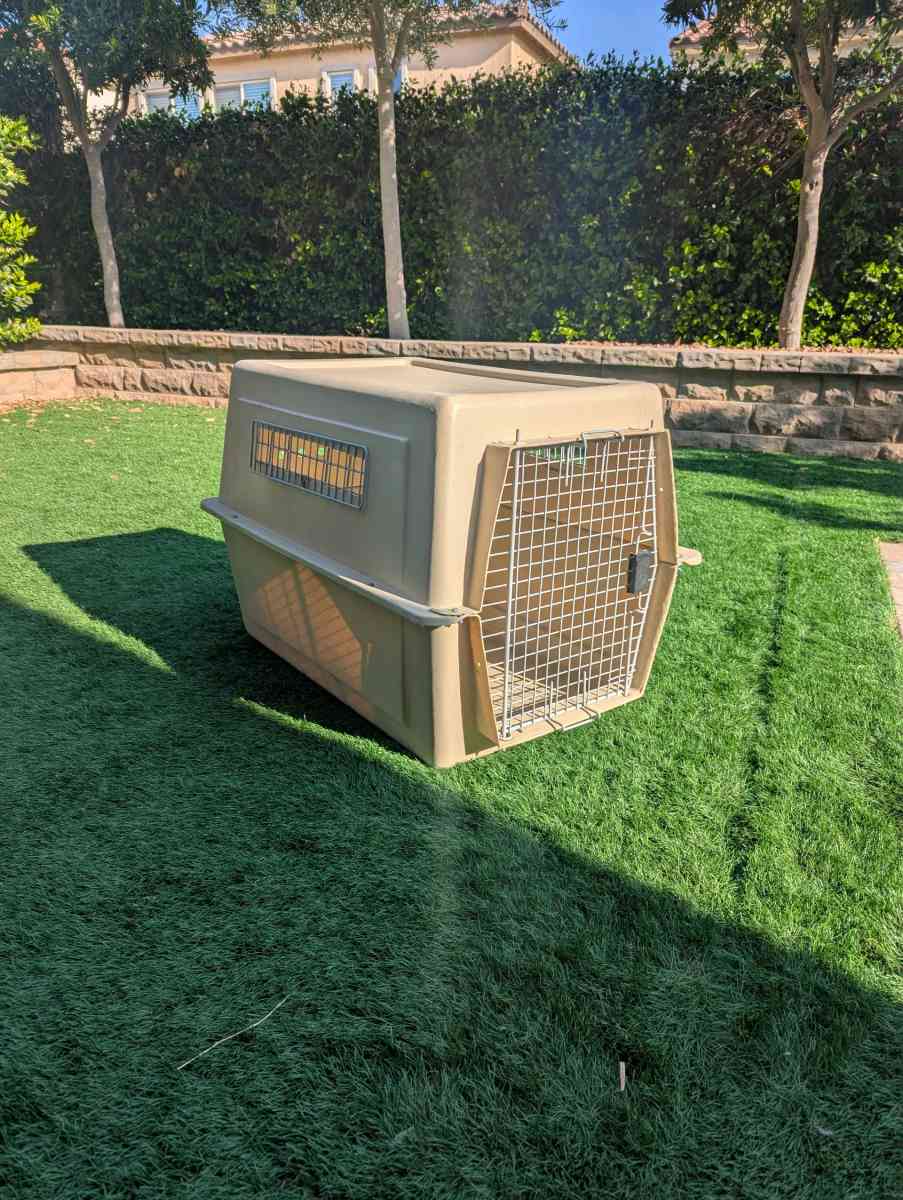 Dog Kennel - Las Vegas, Nevada - FleaMarketBay