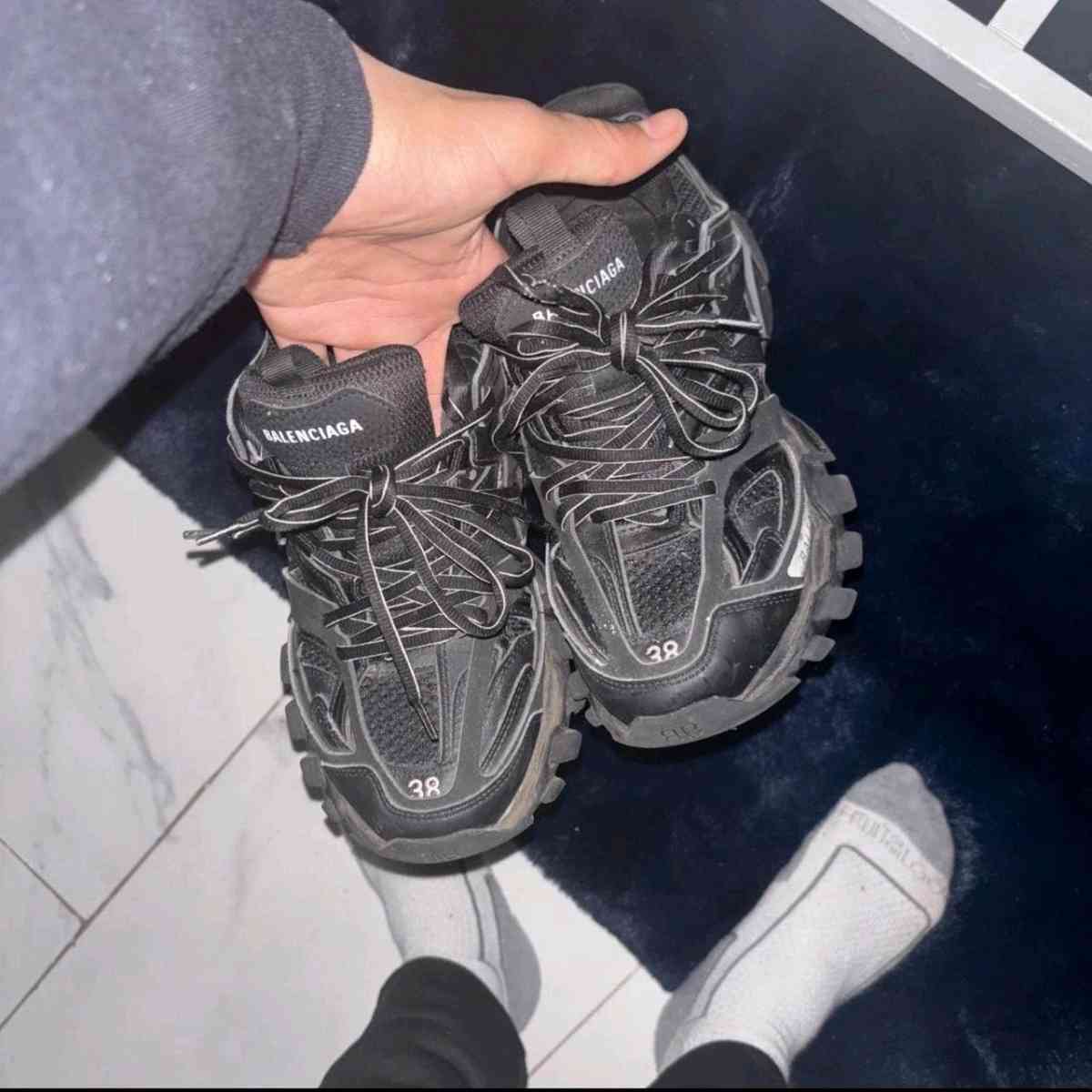 Balenciaga LED tracks - Jacksonville, Florida - FleaMarketBay