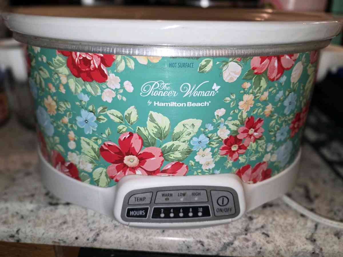 Pioneer Woman Kitchen Items - Alicia, Arkansas - FleaMarketBay